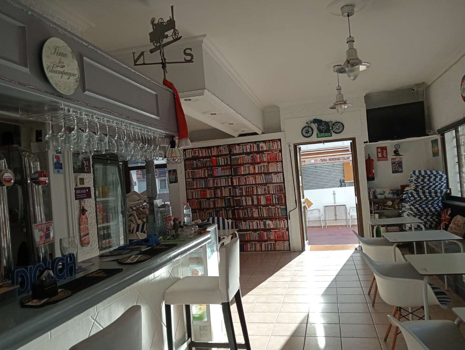 Cafe Bar IN VENDITA ad Arroyo de la Miel - Benalmadena - con ALLOGGIO / STUDIO INCLUSO