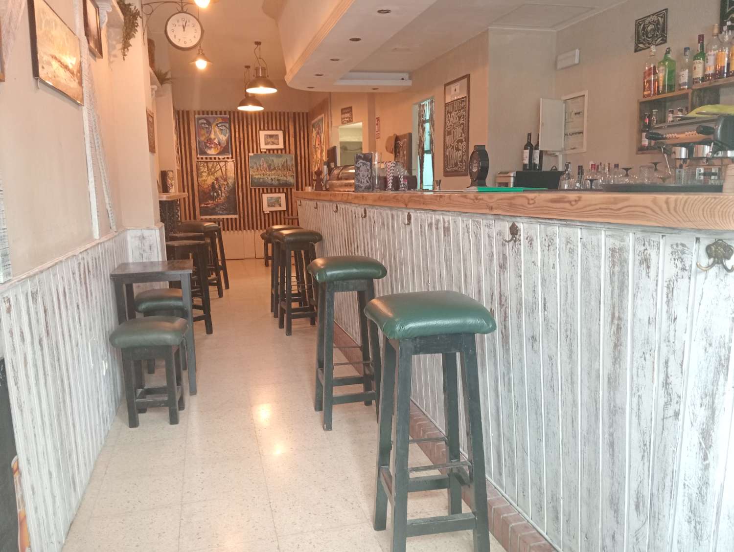 Bar de copas en Fuengirola