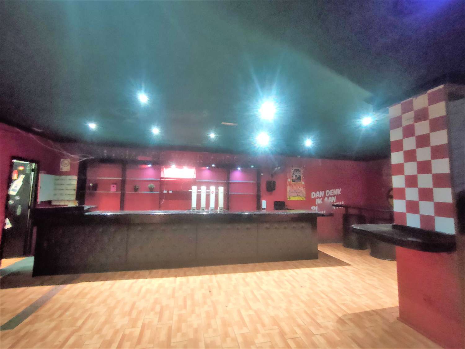 Club musicali di proprietà in vendita a Torremolinos, attività commerciali in vendita in Spagna