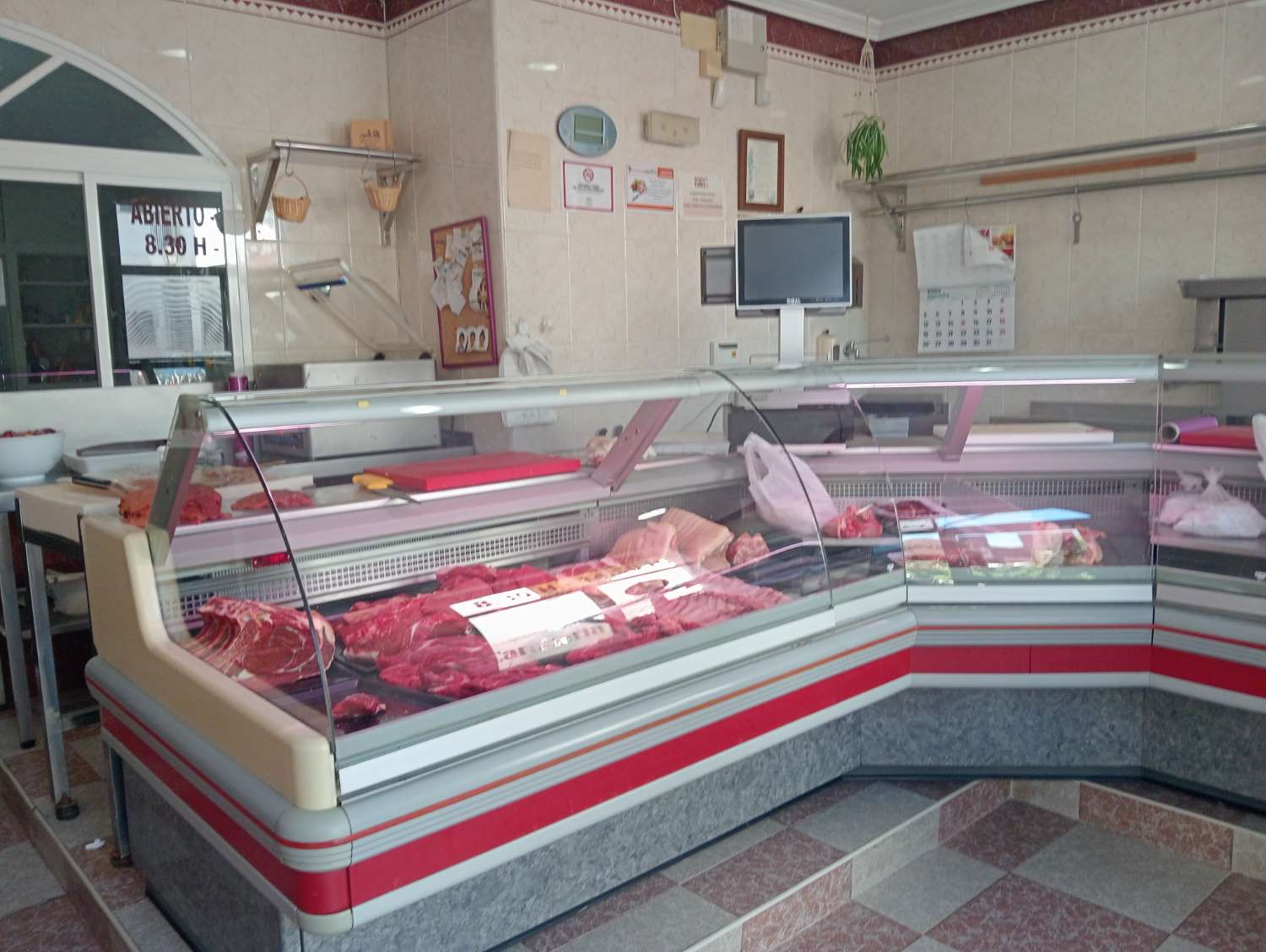 Attività di macelleria e salumeria in vendita a Benalmadena Costa del Sol