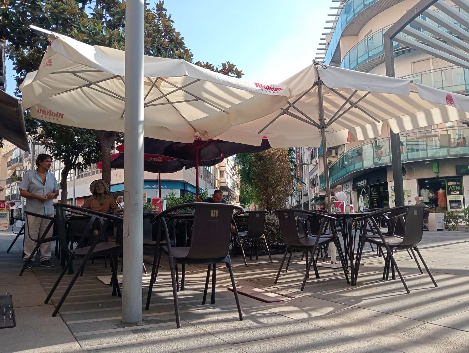 Cafe Bar Pizzeria for sale in Torremolinos Center - Main street