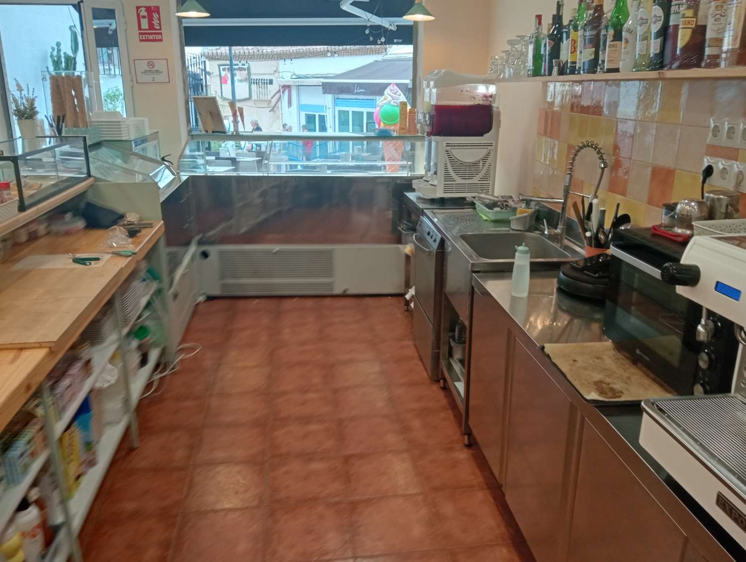 Cafeteria Ice Cream Shop for sale inTorremolinos Center