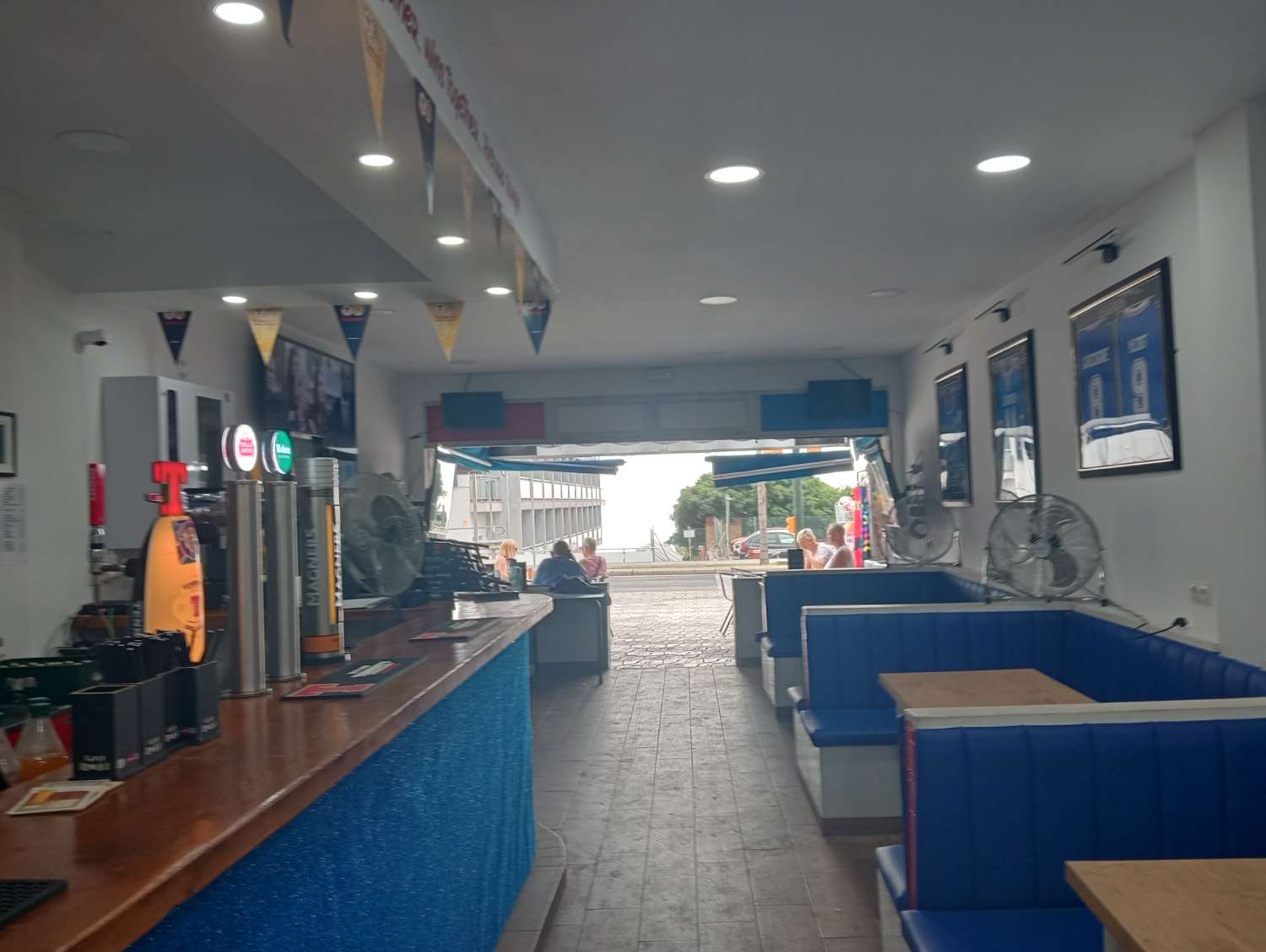 Commercial Bar for sale in Benalmadena Costa del Sol - profitability €14,400 per year